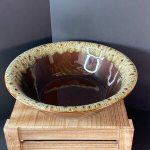 Hull pottery vintage ceramic bowl